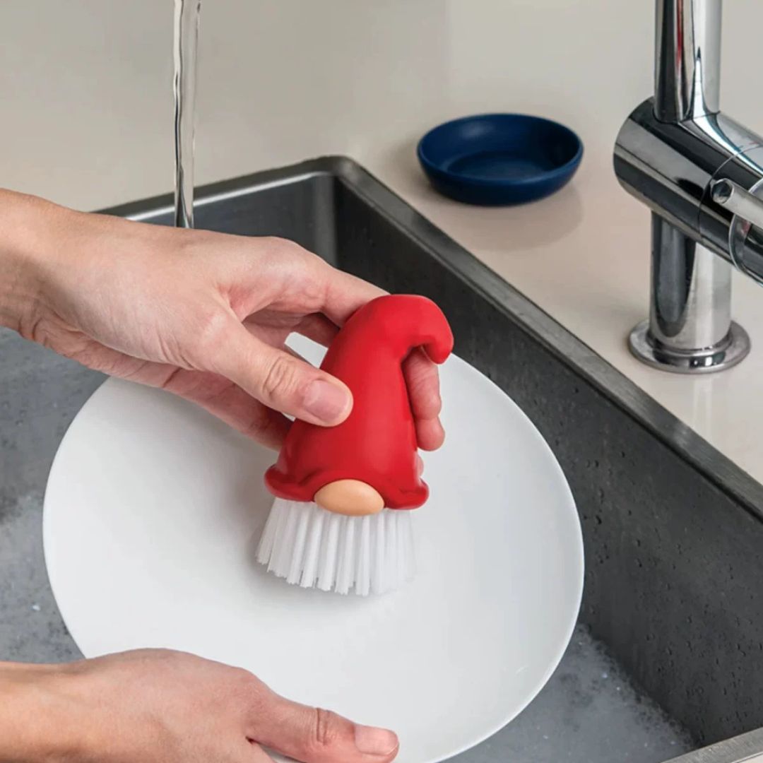 Little Red Dish Brush
