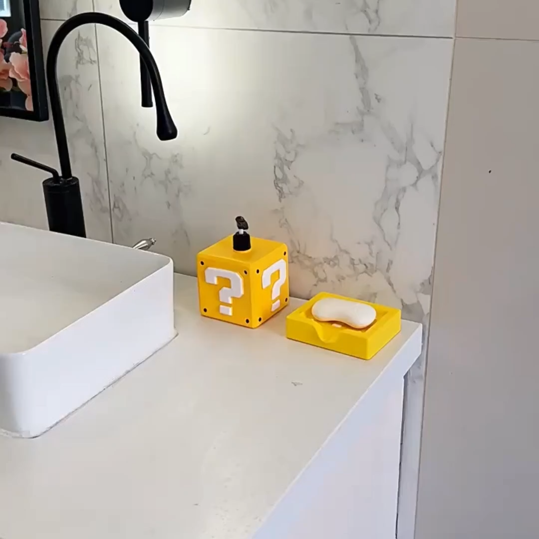 Question Mark Resin Bath Set