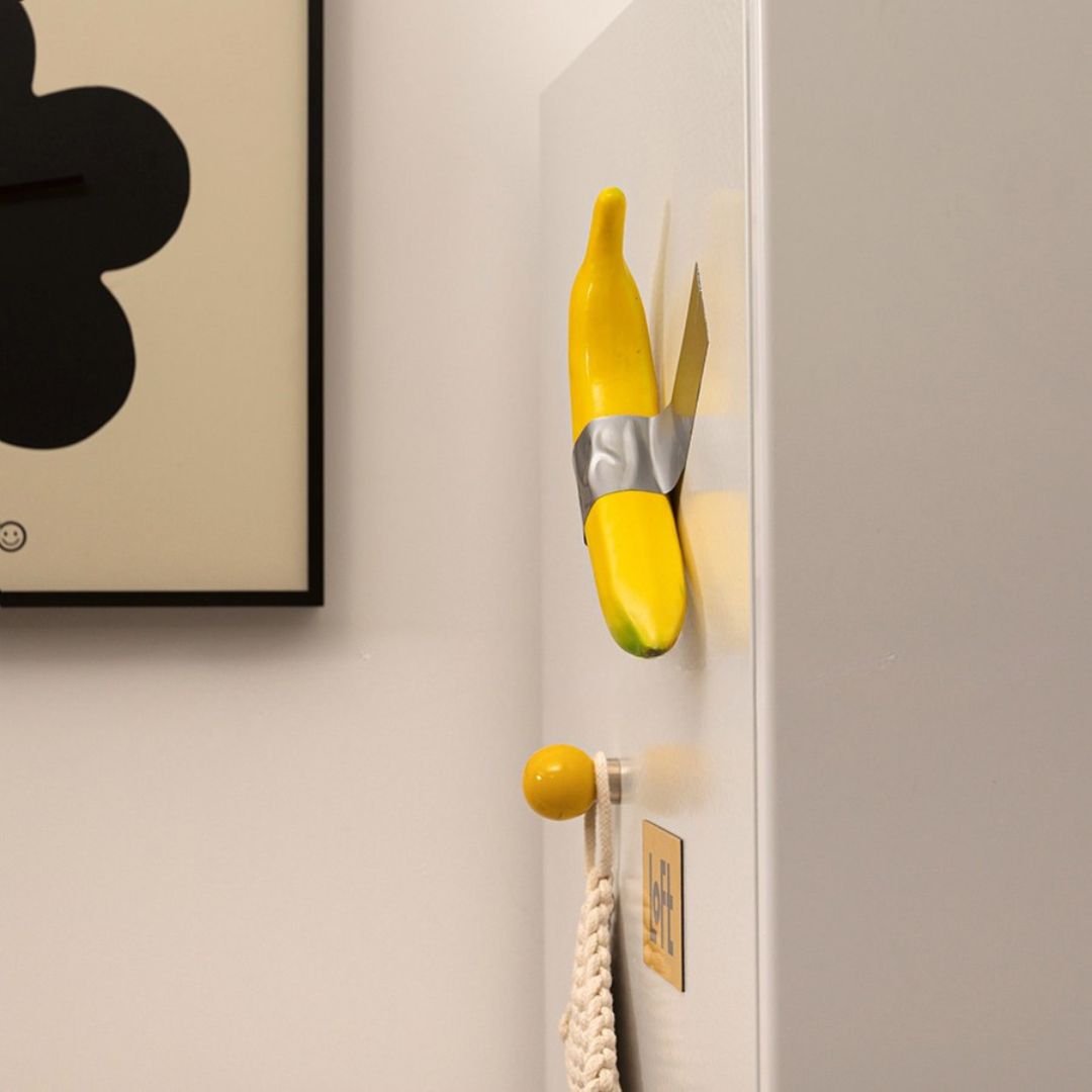 Tape-On 3D Banana Decor