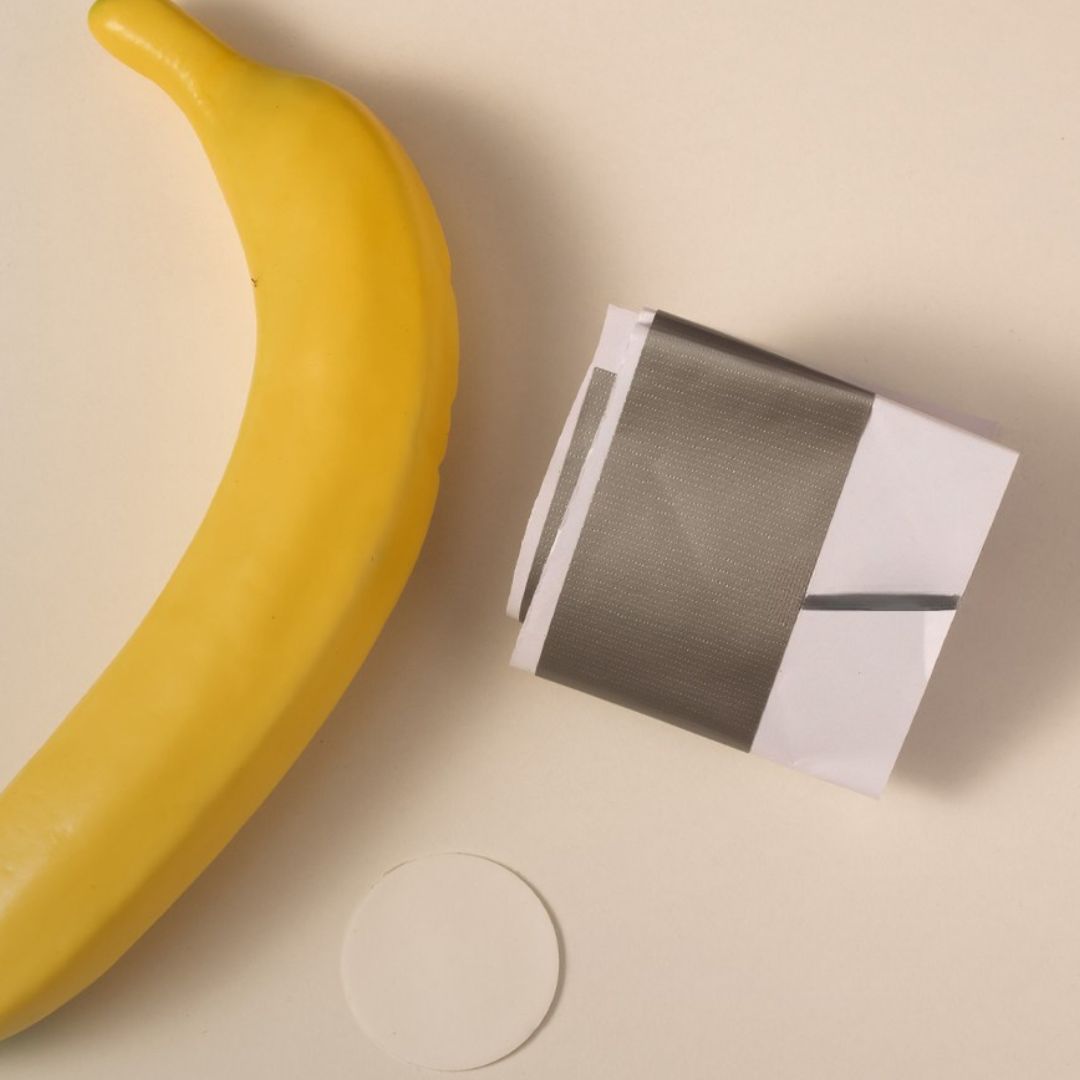 Tape-On 3D Banana Decor
