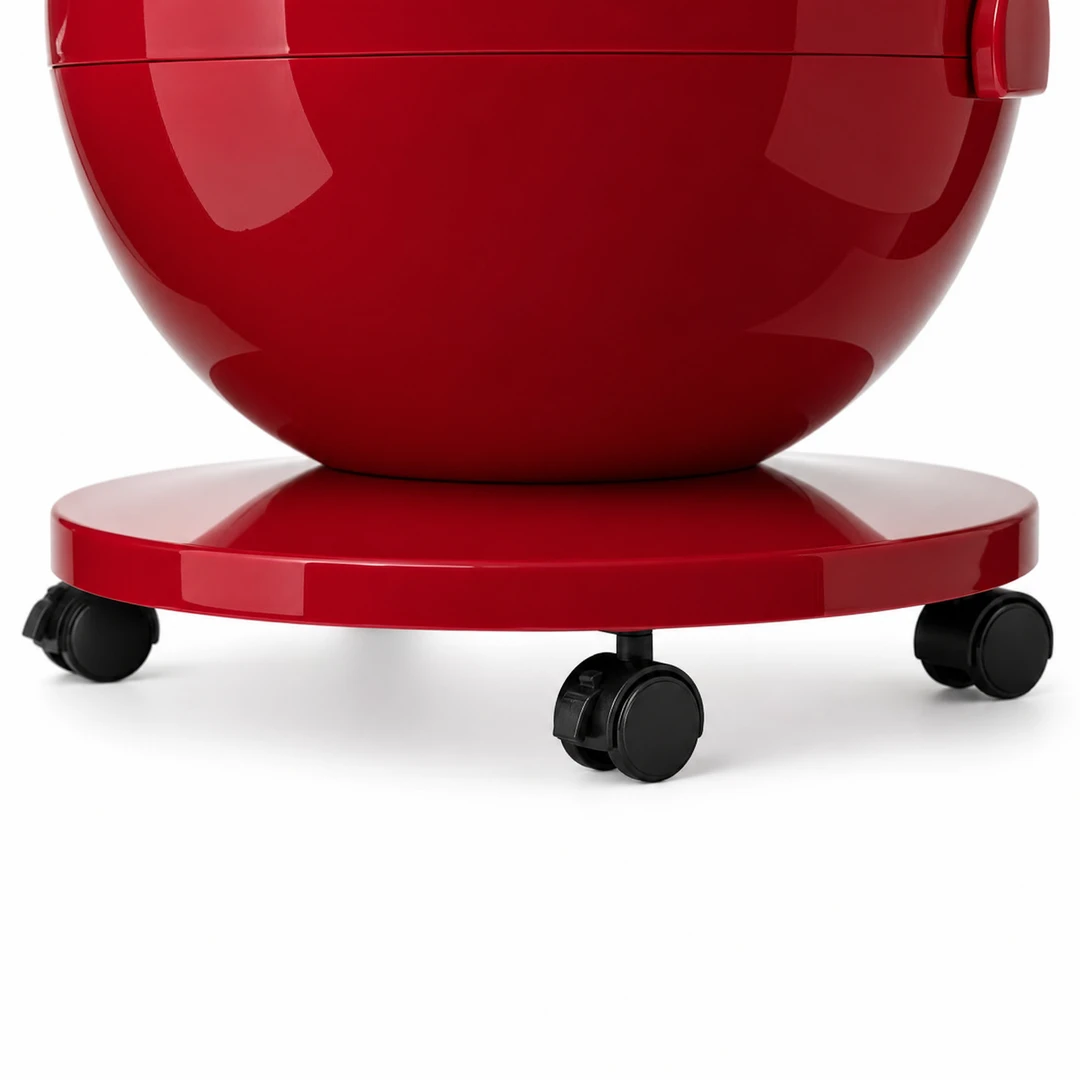 Round Wheeled Trash Can - Wheels Detail