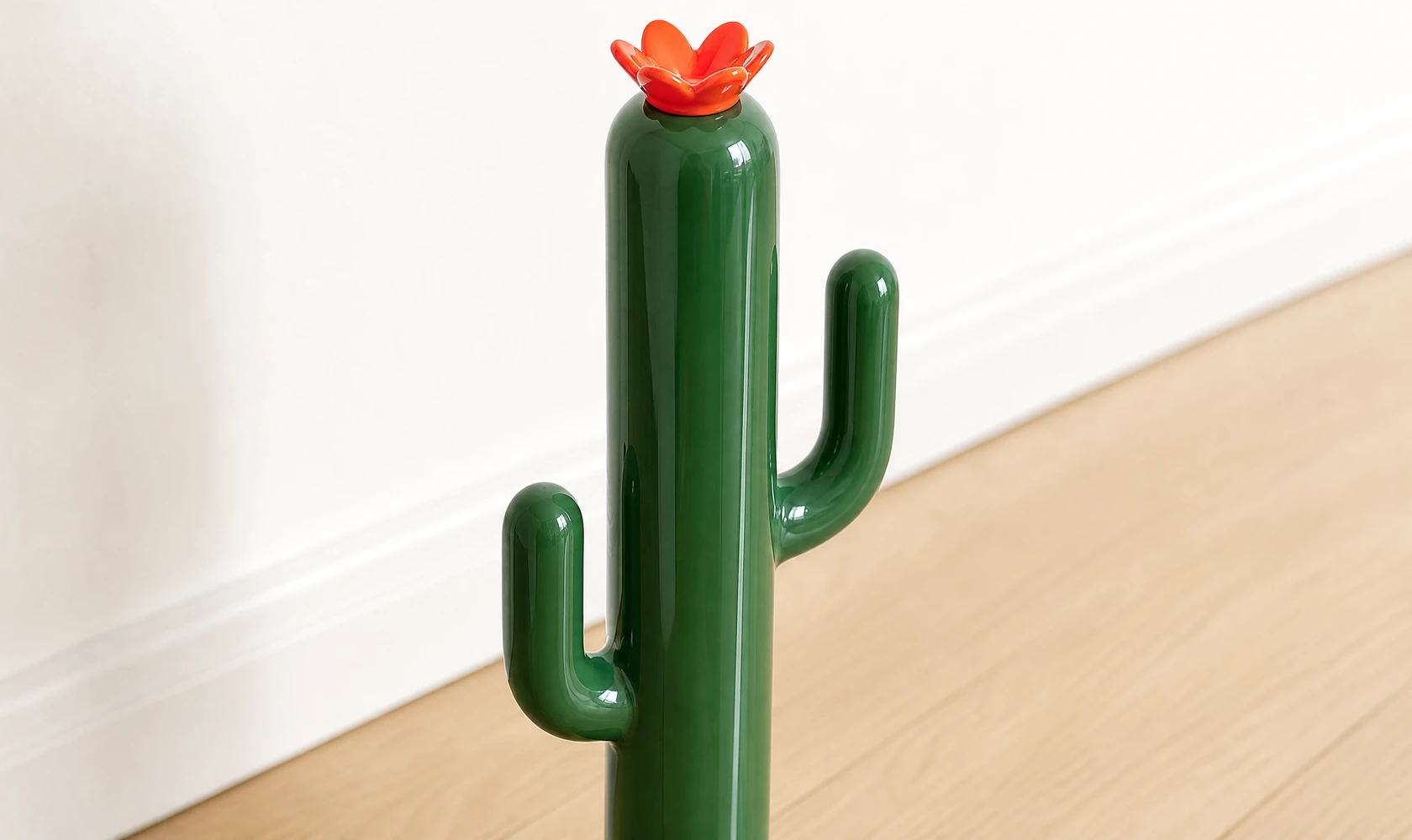 {"default":"Playful Cactus Design"}
