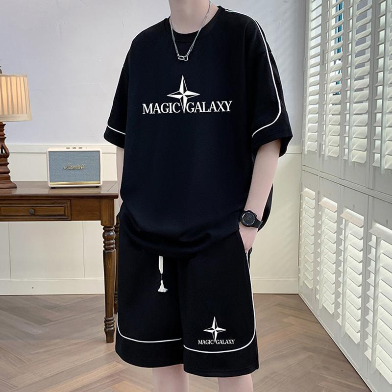 有衡U-HENG夏季男生酷帅穿搭运动套装休闲青少年t恤潮牌宽松短袖短裤两件套