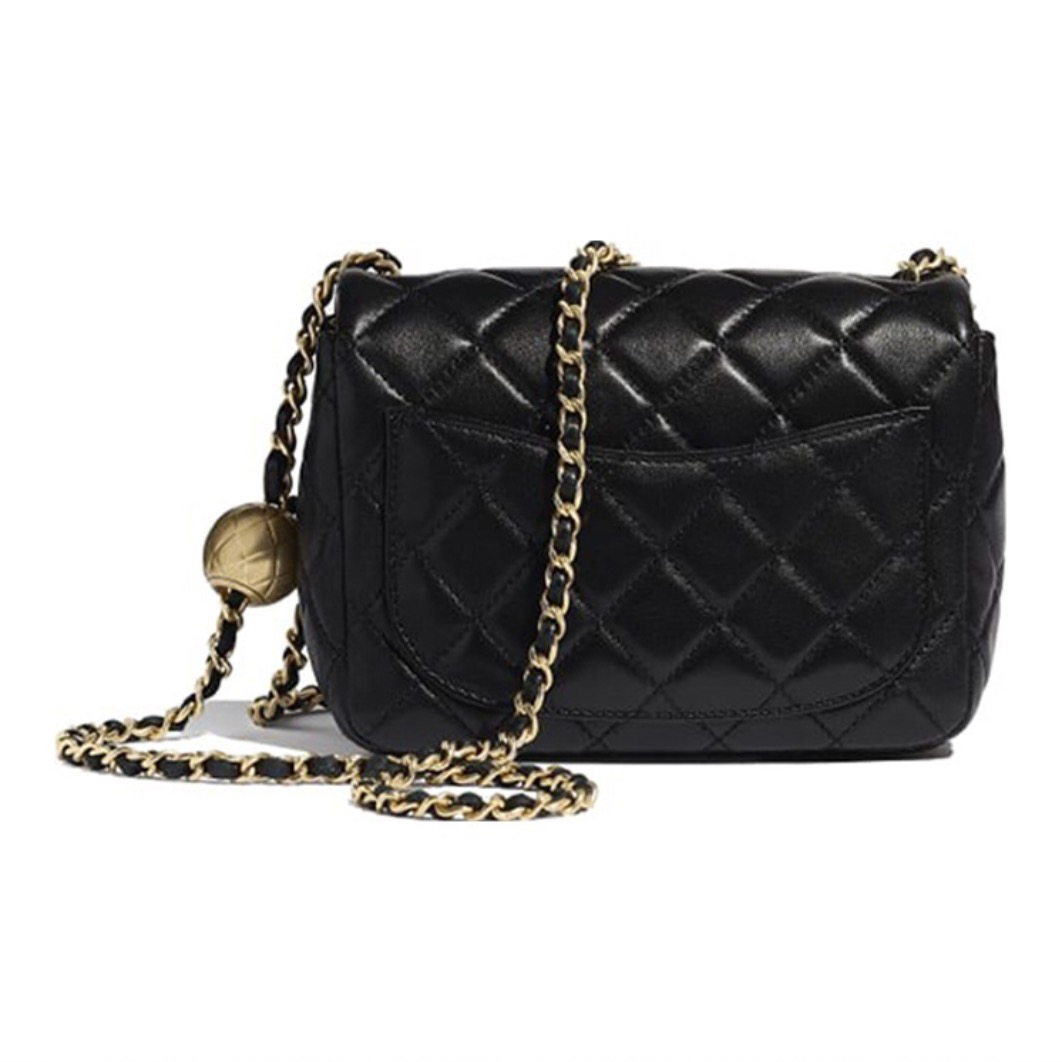 CHANEL★(大人気で即完売)小さい金のボール、定番の菱形金ボタンチェーンストラップ調節可能、羊革、斜め掛けショルダーバッグ、ミニ、レディース、ブラック、ホワイト