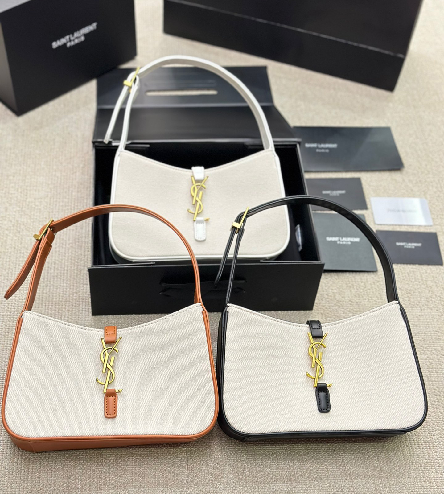 SAINT LAURENT LE 5 À 7 キャンバスとレザーのハンドバッグ