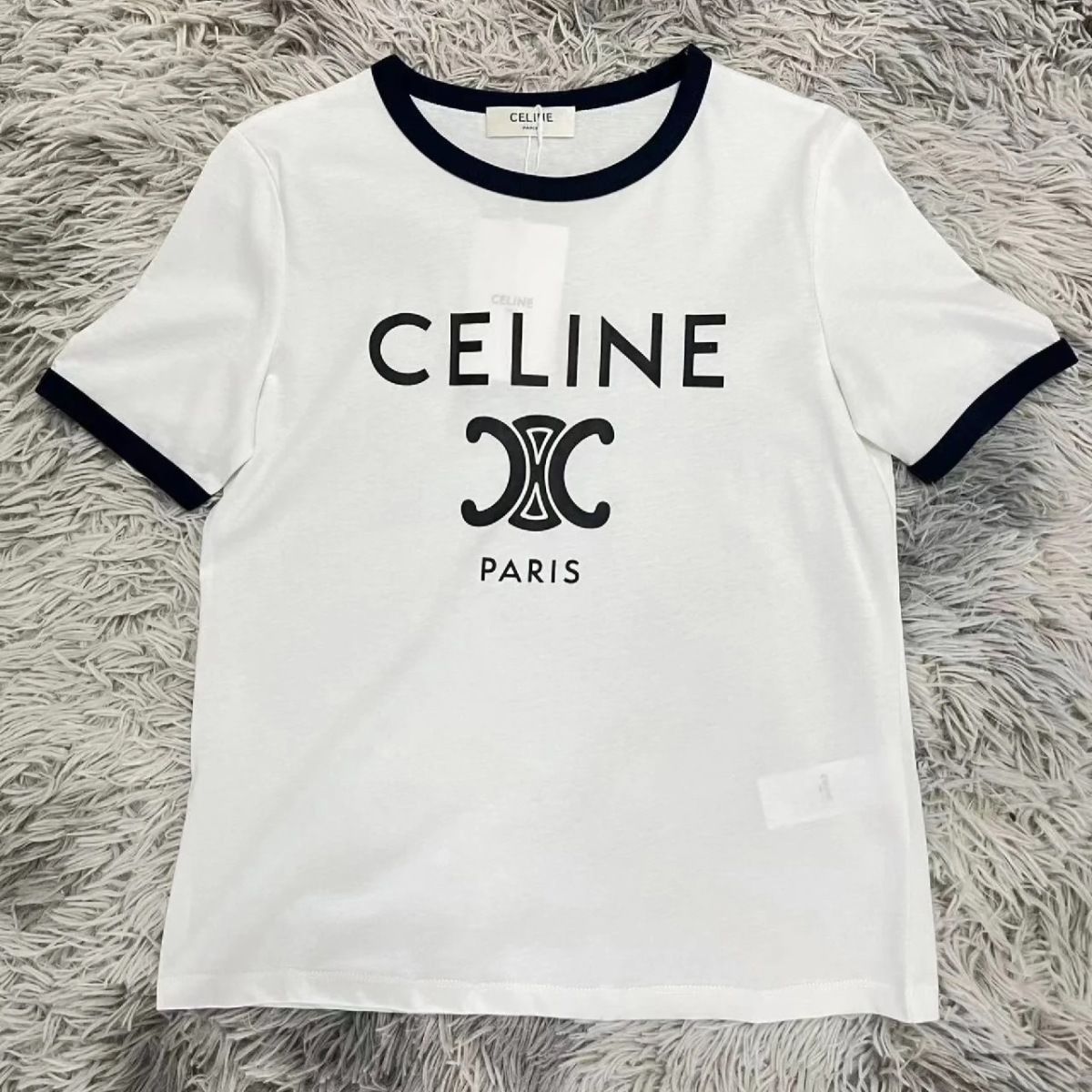 【大人気♡】★CELINE★ CELINE PARIS Tシャツ