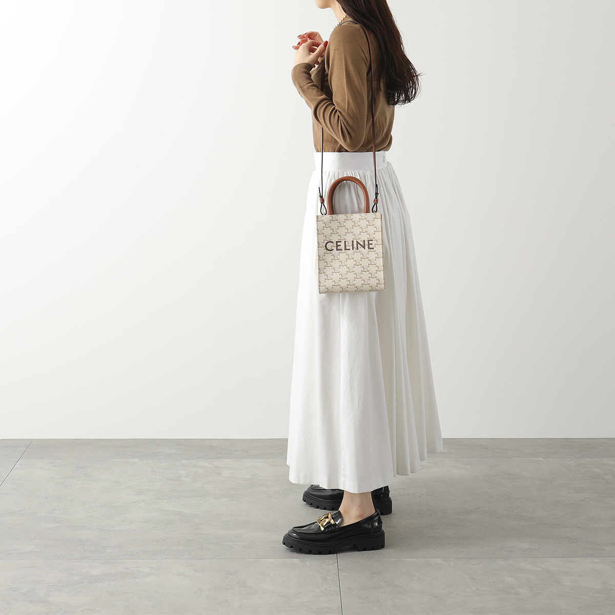 CELINE セリーヌ ショルダーバッグ Mini Cabas Vertical ミニ バーティカルカバ 194372BZK 194372FLT レディース トリオンフ ポシェット ハンドバッグ 鞄 カラー3色