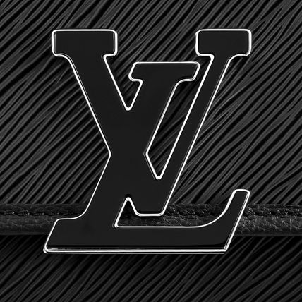 LOUIS VUITTON エピ・レザー ビュシ NM ショルダーバッグ