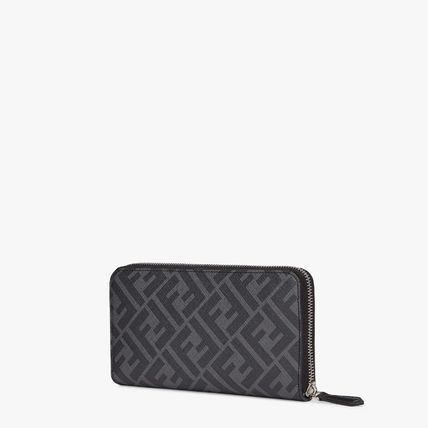 累積売上総額第１位【FENDI★フェンディ】コンチネンタル財布