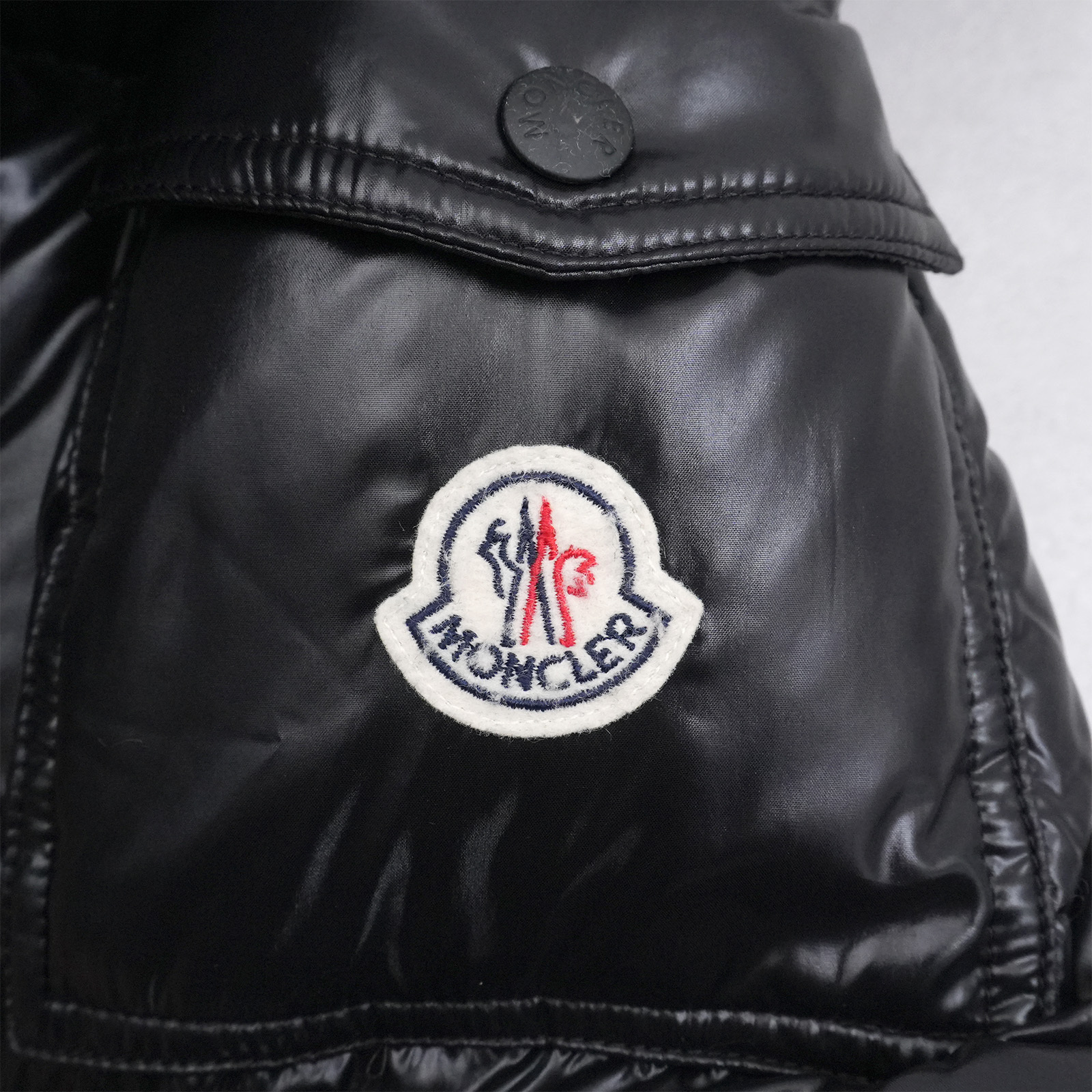 MONCLER モンクレール NEUVIC ダウンジャケット BLACK