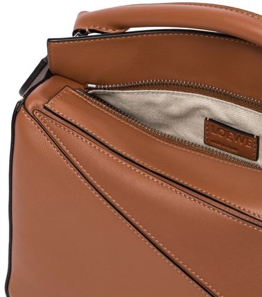 BAILA雑誌掲載∞∞ LOEWE ∞∞ Puzzle Small バッグ☆ クラシックカーフ