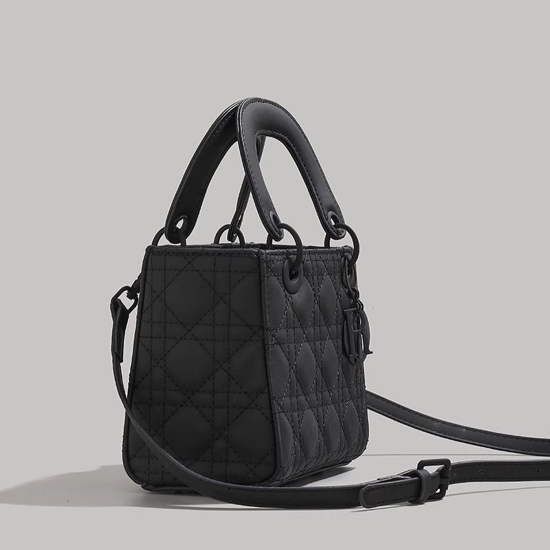 大人気カラー♡【DIOR】LADY DIOR ミニバッグ カナージュ