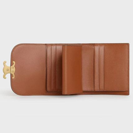 【CELINE 】セリーヌ 凱旋門 ゴールドバックル 二つ折り キャンバス レザー 財布 レディーススモールウォレット トリオンフ / テキスタイル＆カーフスキンナチュラル / タン