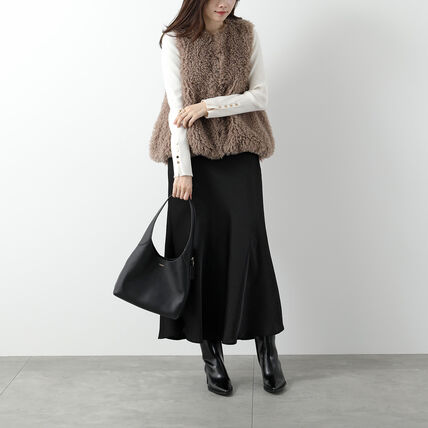 COACH ブルックリン ショルダー バッグ 28 ブラック コーディネート