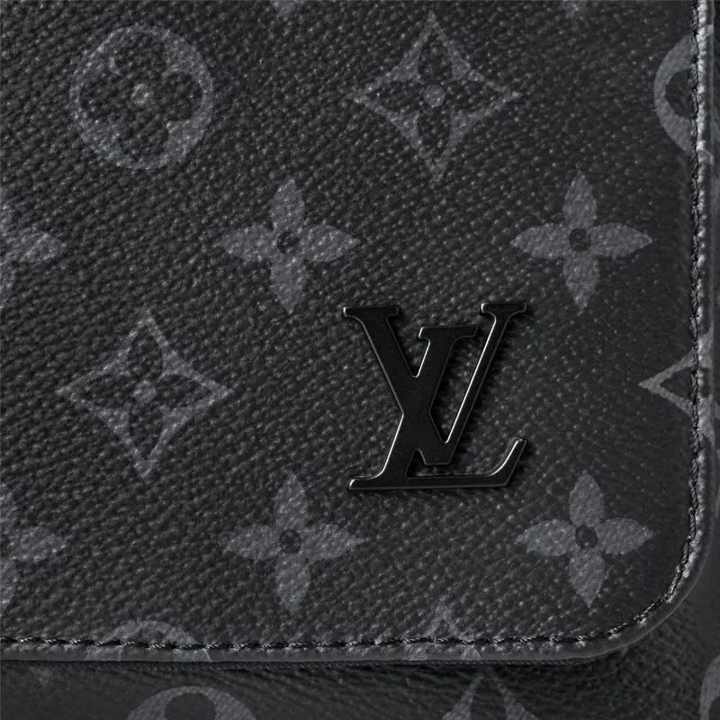 LOUIS VUITTON メンズショルダーバッグ M44001
