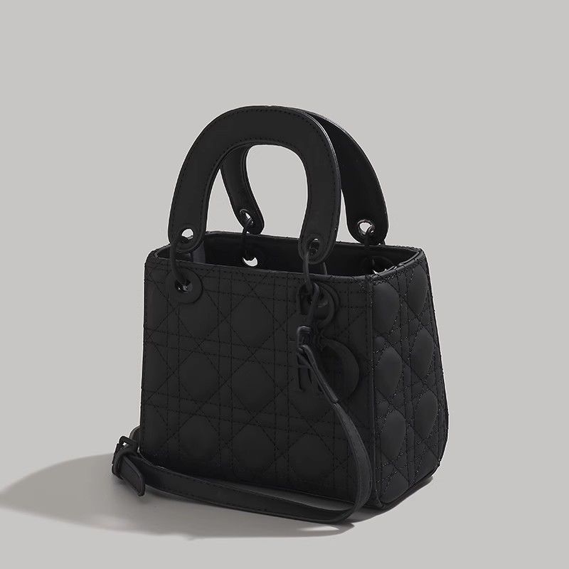 大人気カラー♡【DIOR】LADY DIOR ミニバッグ カナージュ