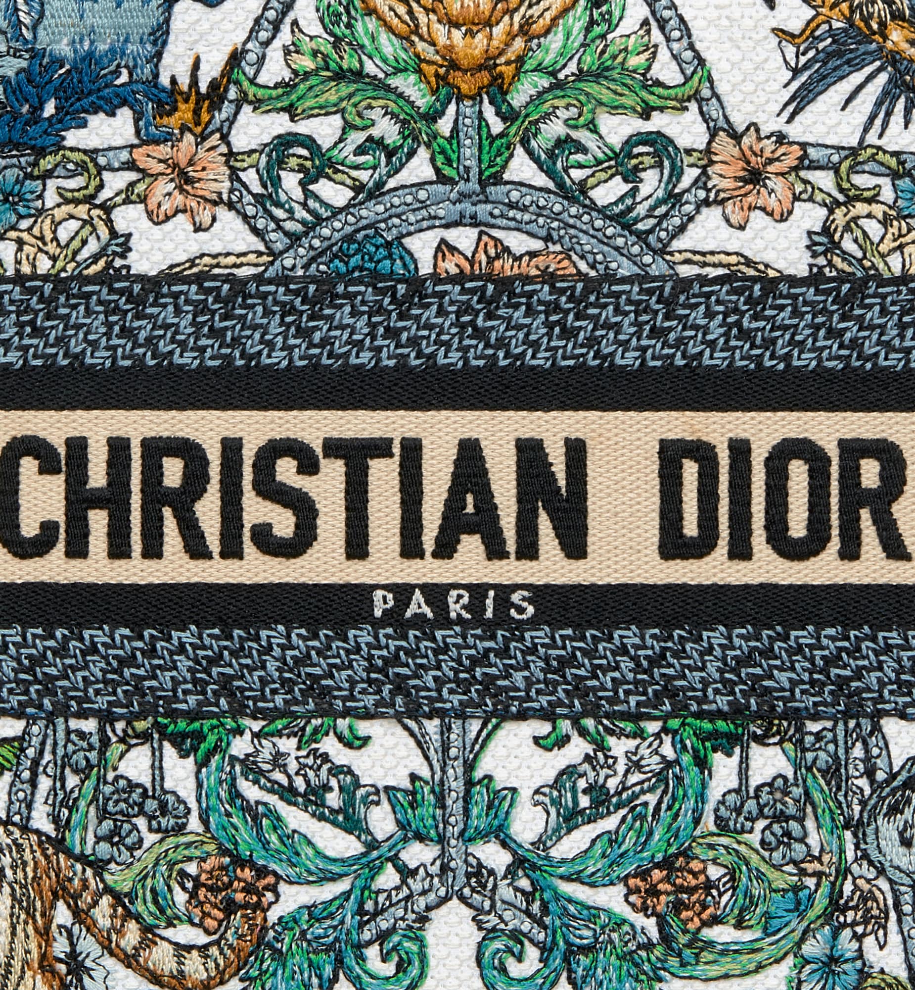新作  DIOR BOOK TOTE バッグ ミディアム
