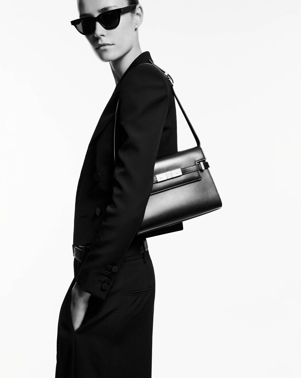 【Saint Laurent】【国内発送】マンハッタン ショルダーバッグ（スモール／ボックスサンローラン レザー） ★全色★
