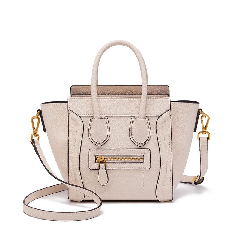 直営店買付 CELINE ラゲージ ナノ ショルダーバッグ