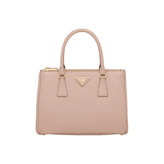 🔥STORY雑誌掲載🔥！高垣麗子さん愛用の新作バッグが登場！PRADA ガレリア スモール スクエア バッグ！！まさに「今」持ちたい！