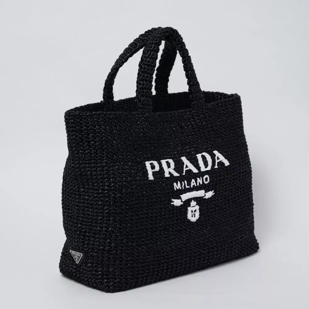 【PRADA】パリ限定！日本未入荷！夏らしいムードの大人気のラフィアトートバッグ