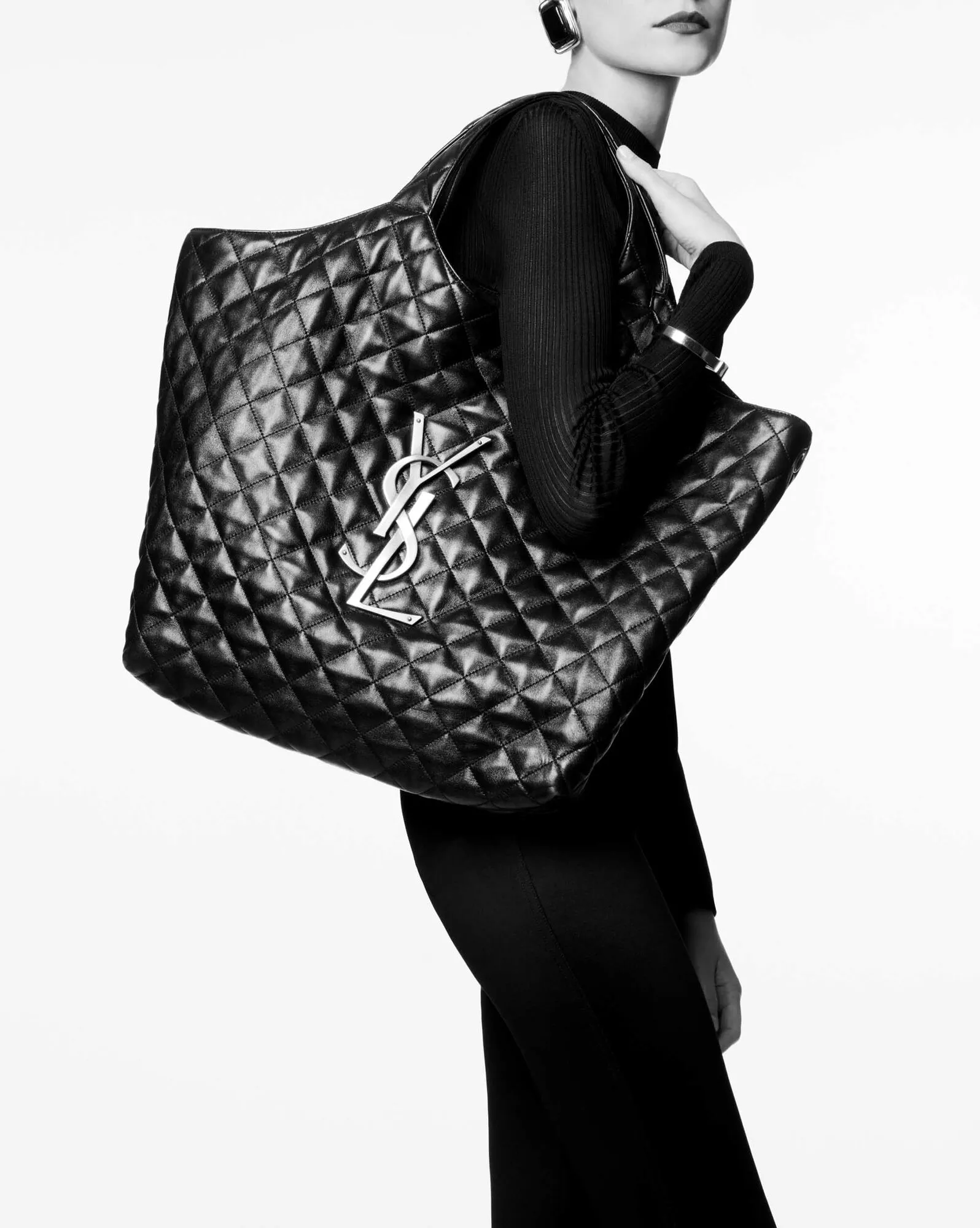 【SAINT LAURENT】ROSE着用 イカール マキシ ショッピングバッグ