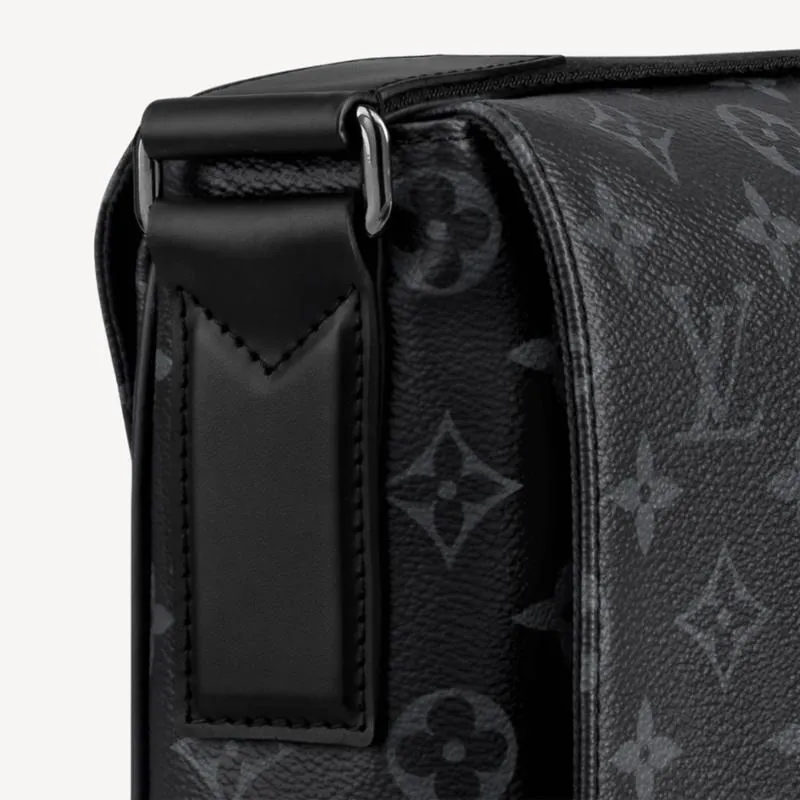LOUIS VUITTON メンズショルダーバッグ M44001