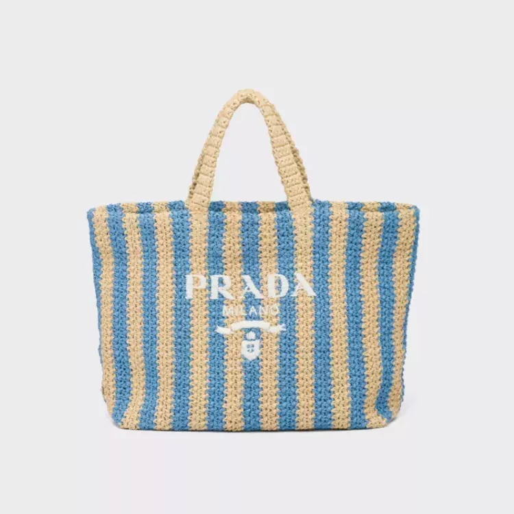 【PRADA】パリ限定！日本未入荷！夏らしいムードの大人気のラフィアトートバッグ
