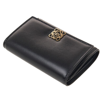 LOEWE パファー アナグラム スモール バーティカル ウォレット ブラック 俯瞰