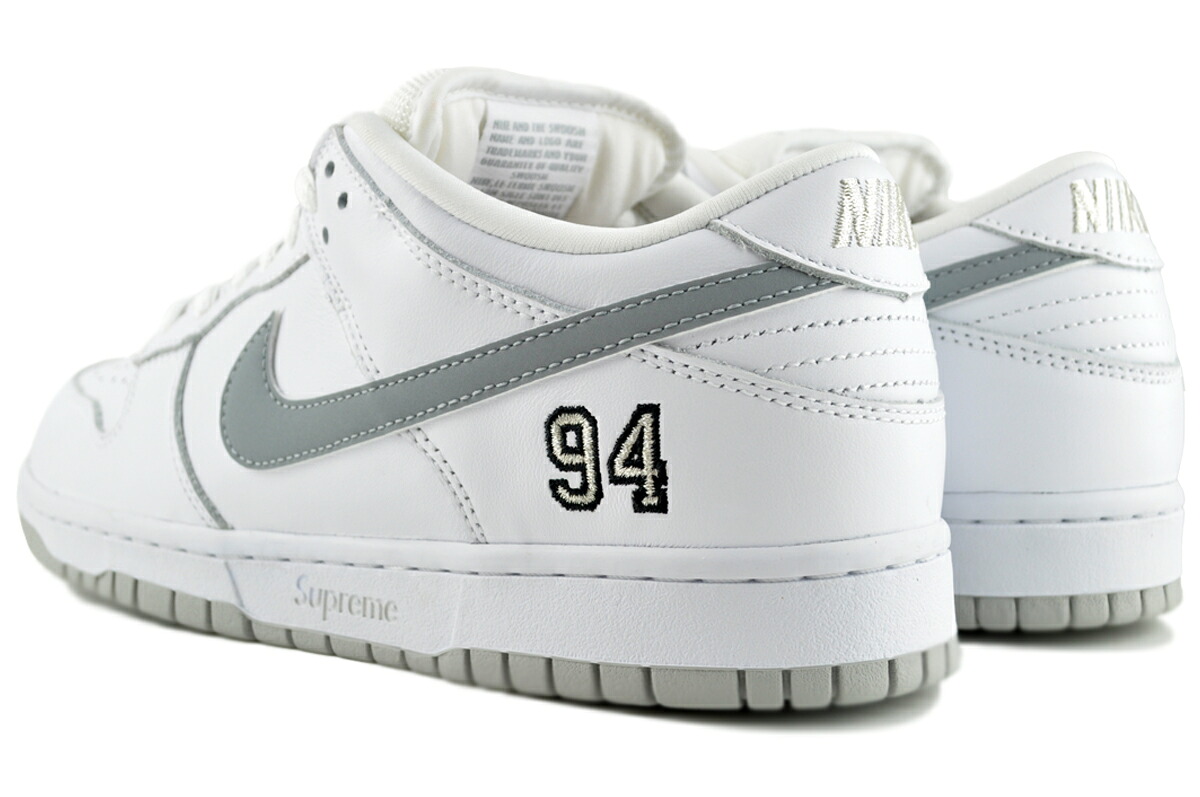 NIKE SB DUNK LOW OG QS SUPREME wht/metallic silver-wht hq8487-100 商品画像 4