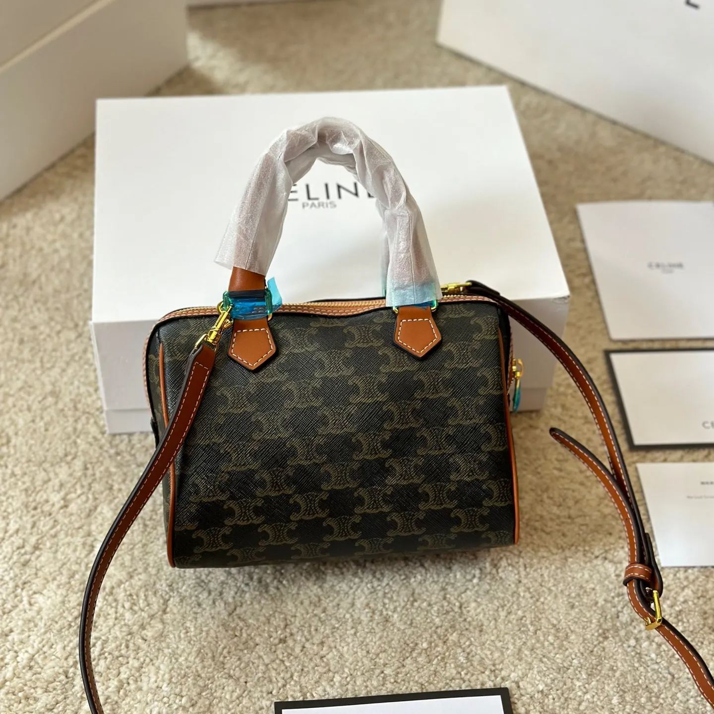 【国内即発】CELINE スモール ボストン トリオンフ カーフスキン