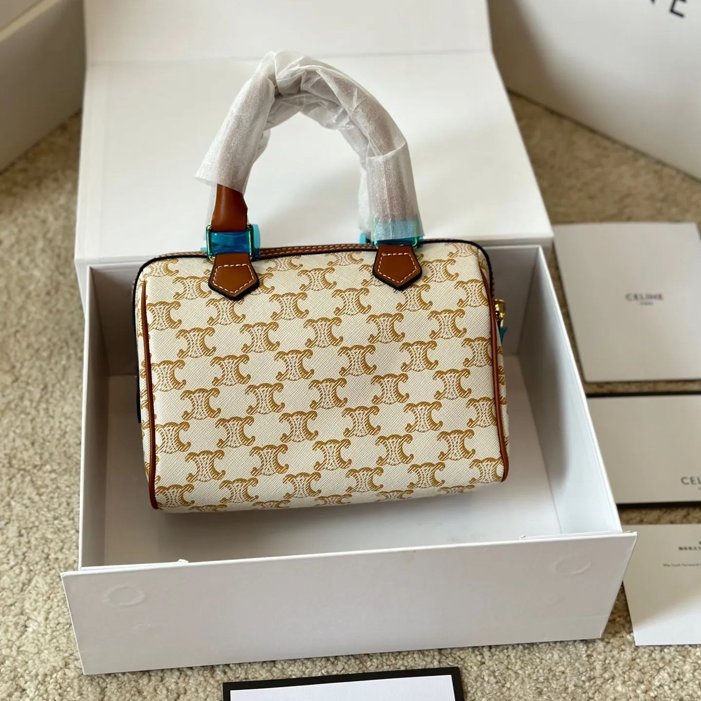 【国内即発】CELINE スモール ボストン トリオンフ カーフスキン