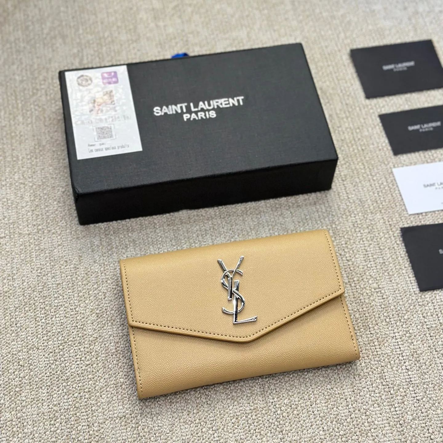 大人気!!Saint Laurent【本物保証】UPTOWN チェーンバッグ