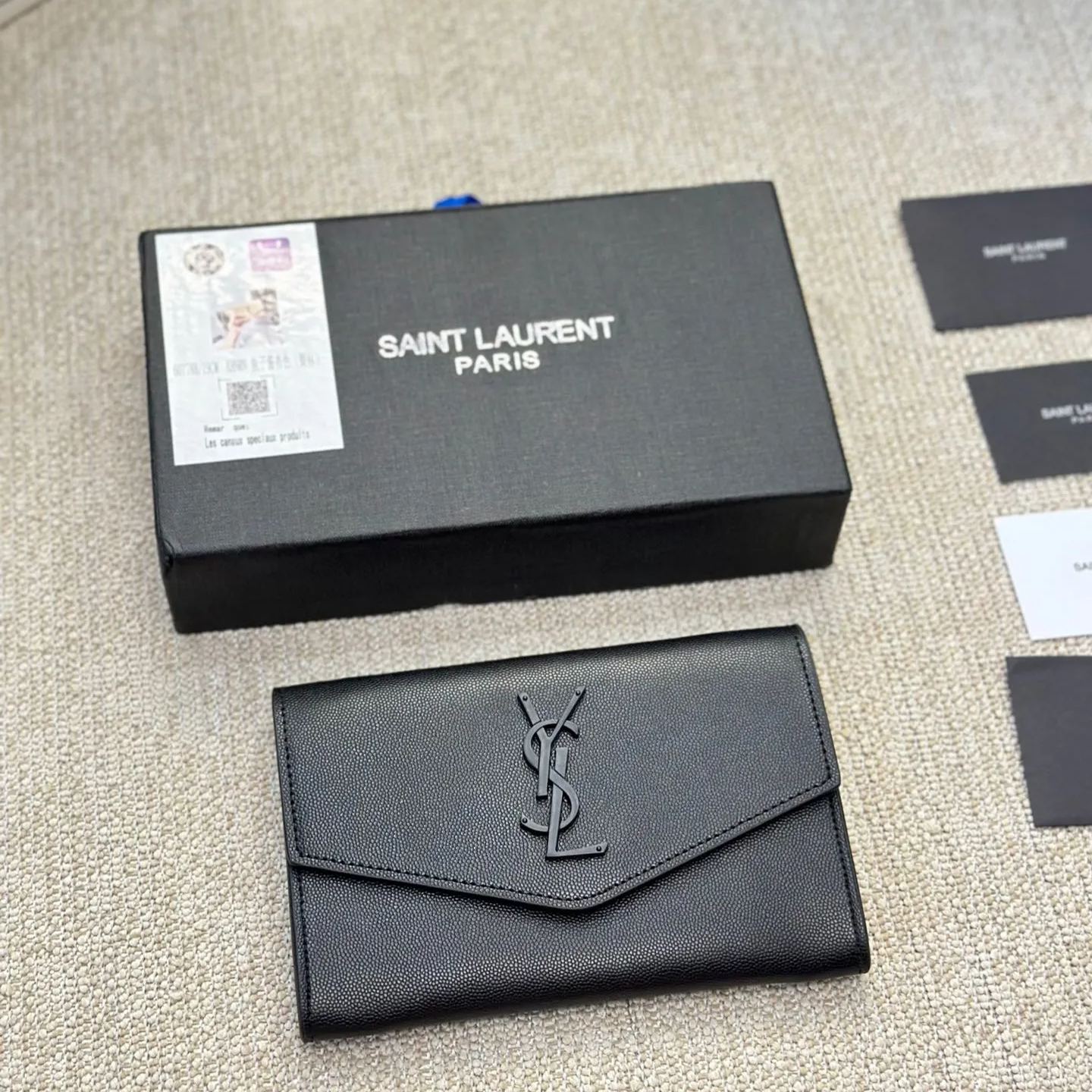 大人気!!Saint Laurent【本物保証】UPTOWN チェーンバッグ