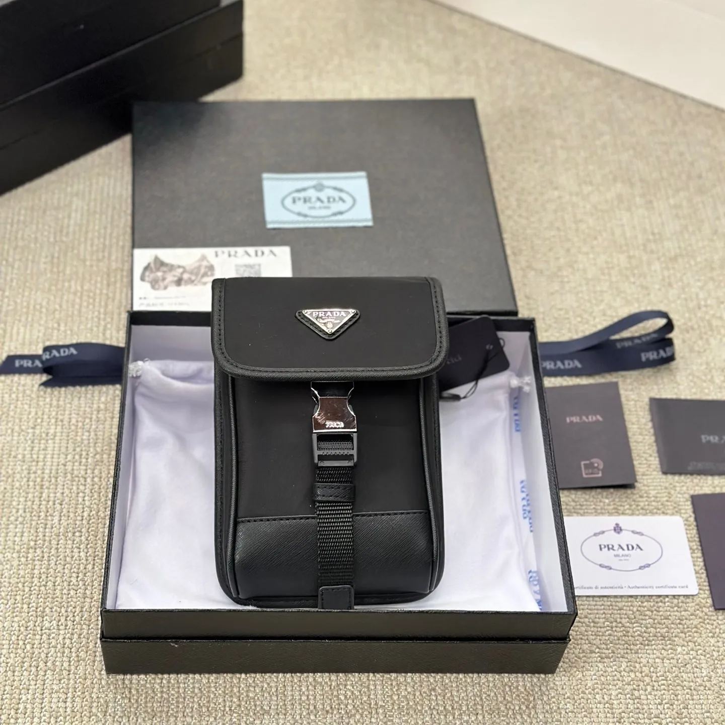 【2023年秋冬新作】プラダ PRADA ショルダーバッグ Re-Nylon ブラック 2ZH109 2DMH F0002 TESSUTO NERO [2023AW]