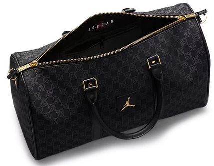 Nike Jordan ジョーダン モノグラム ダッフル バッグ 関税送料込