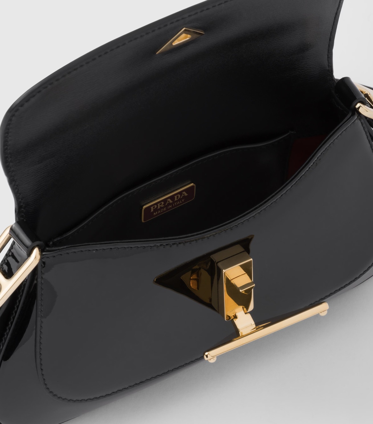 セール◆PRADA◆プラダ◆パテントレザー ショルダーバッグ