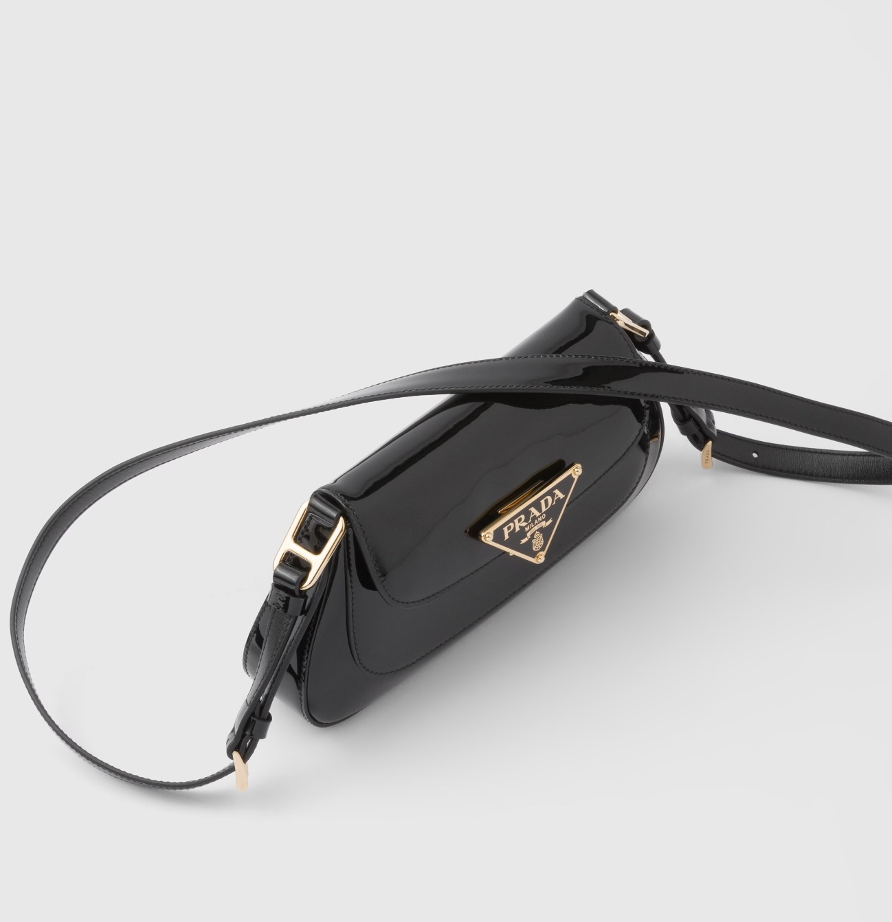 セール◆PRADA◆プラダ◆パテントレザー ショルダーバッグ