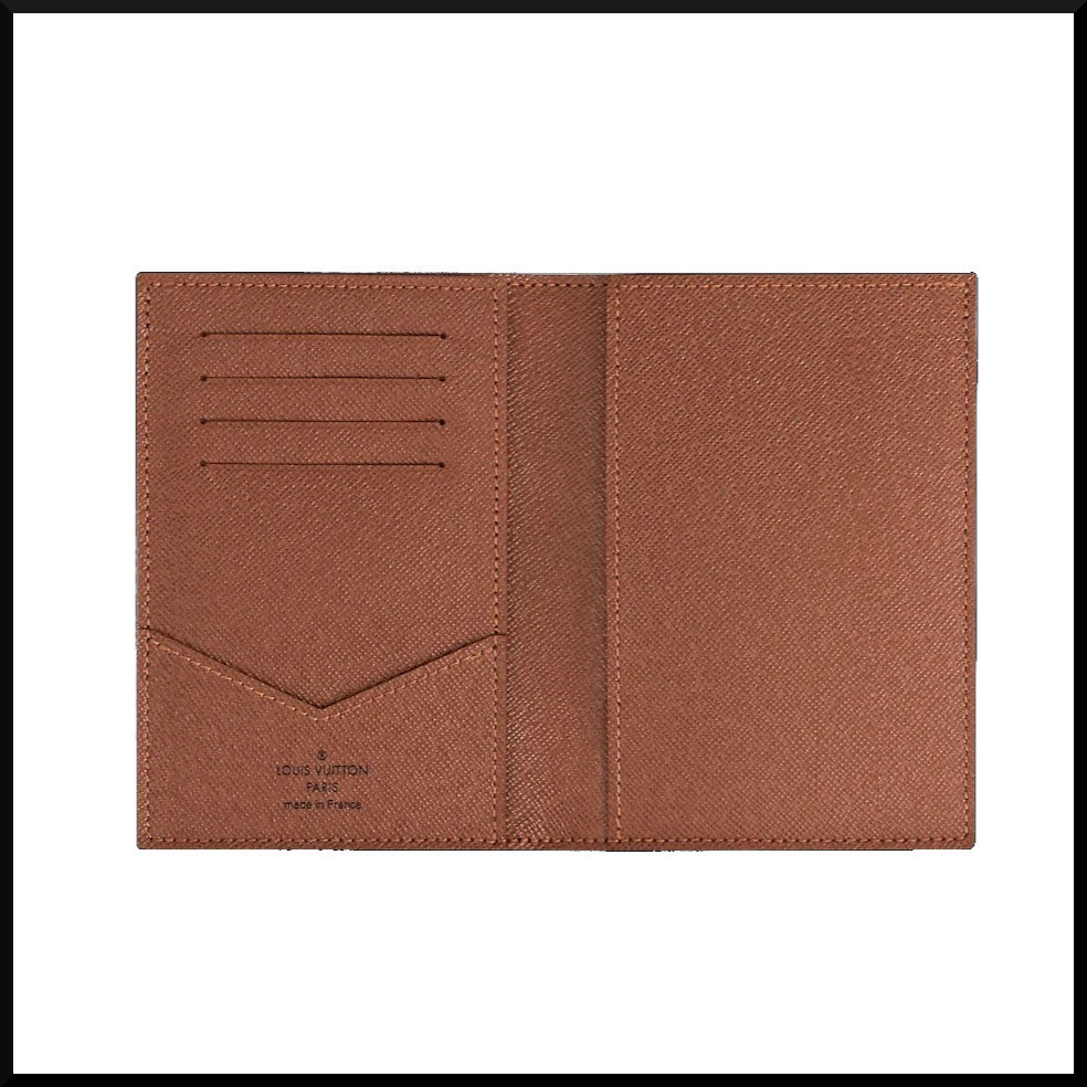 大人気★Louis Vuitton クーヴェルテュール・パスポール NM