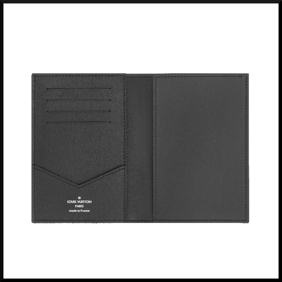 大人気★Louis Vuitton クーヴェルテュール・パスポール NM