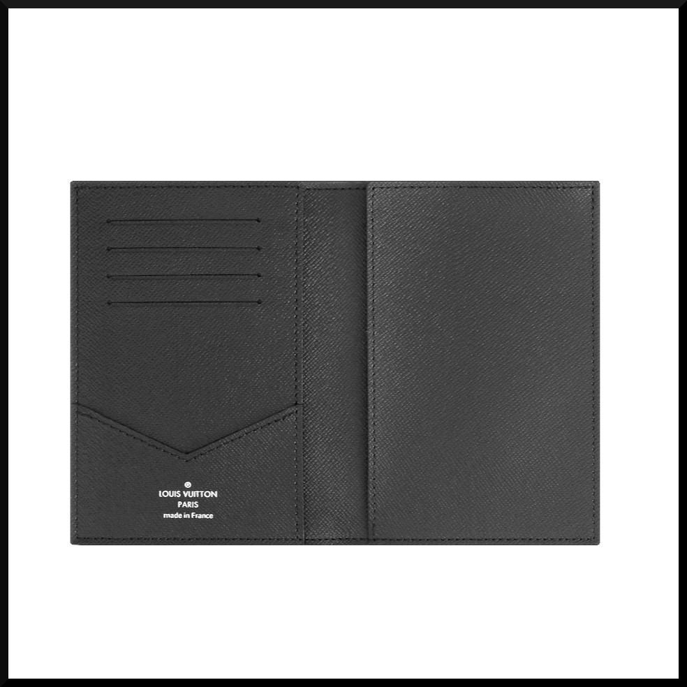 大人気★Louis Vuitton クーヴェルテュール・パスポール NM