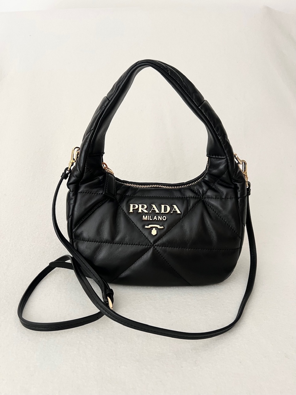 絶対可愛い☆PRADA☆ナッパレザーミニバッグ♪
