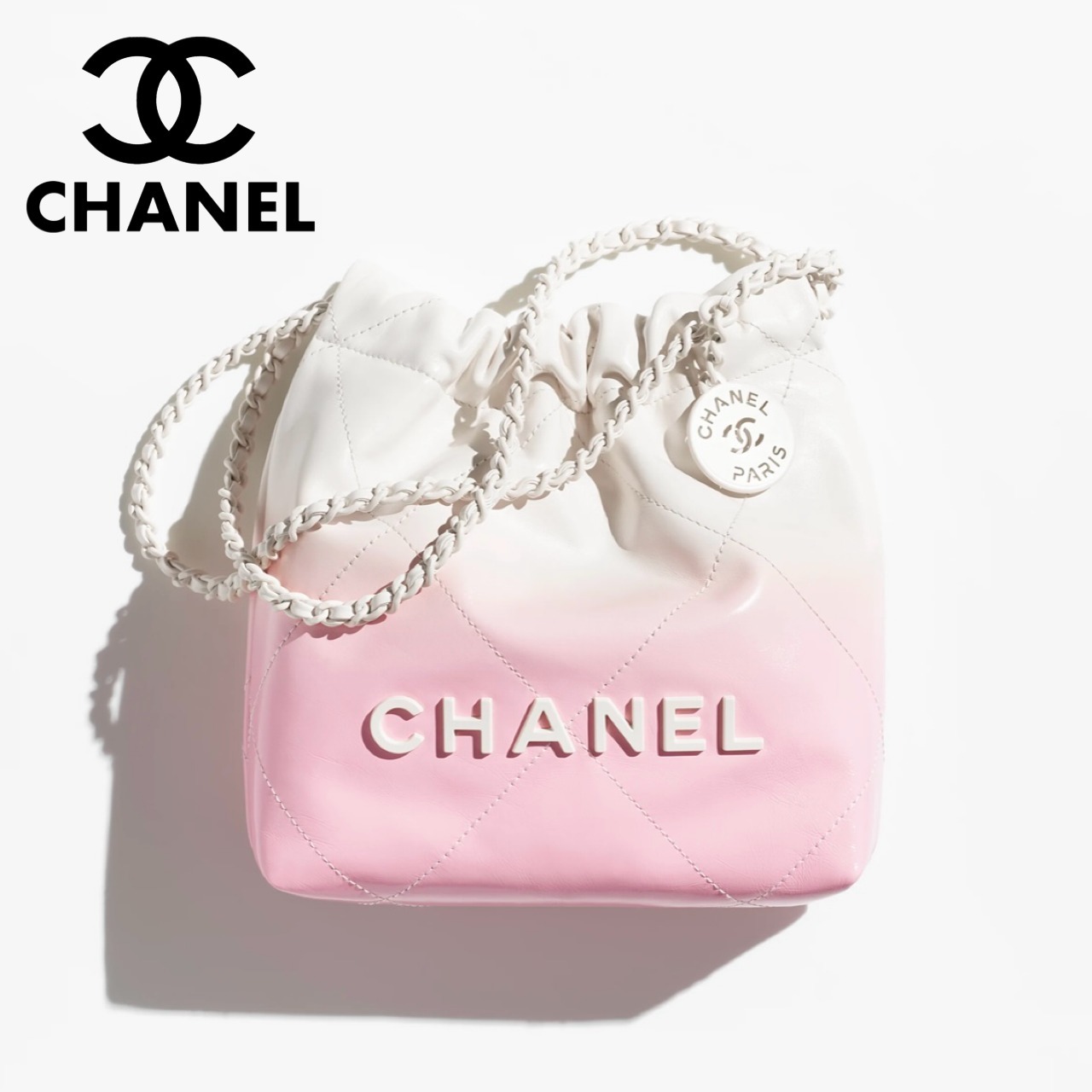 グラデーションがかわいい【シャネル・CHANEL】22ハンドバッグ