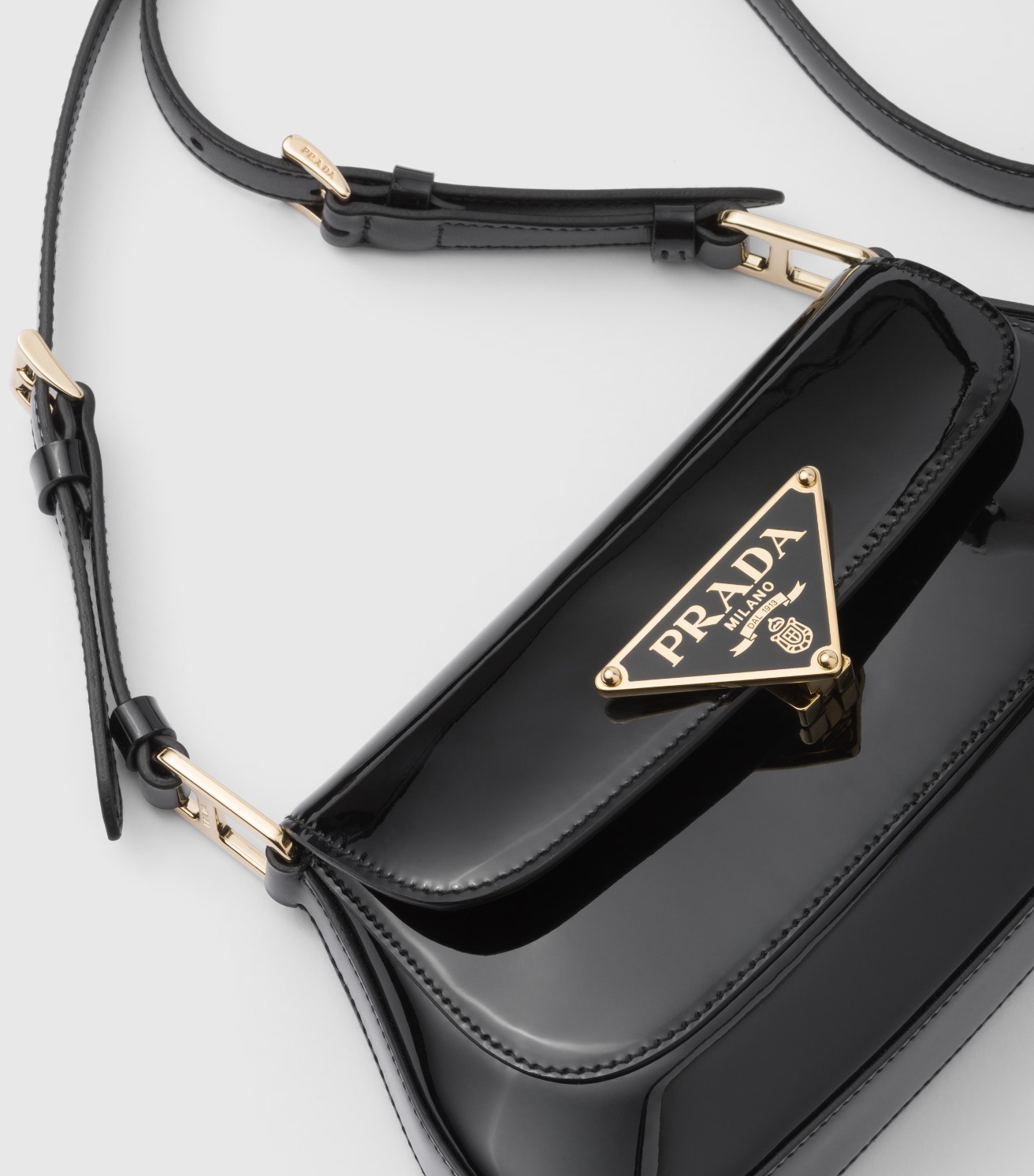 セール◆PRADA◆プラダ◆パテントレザー ショルダーバッグ