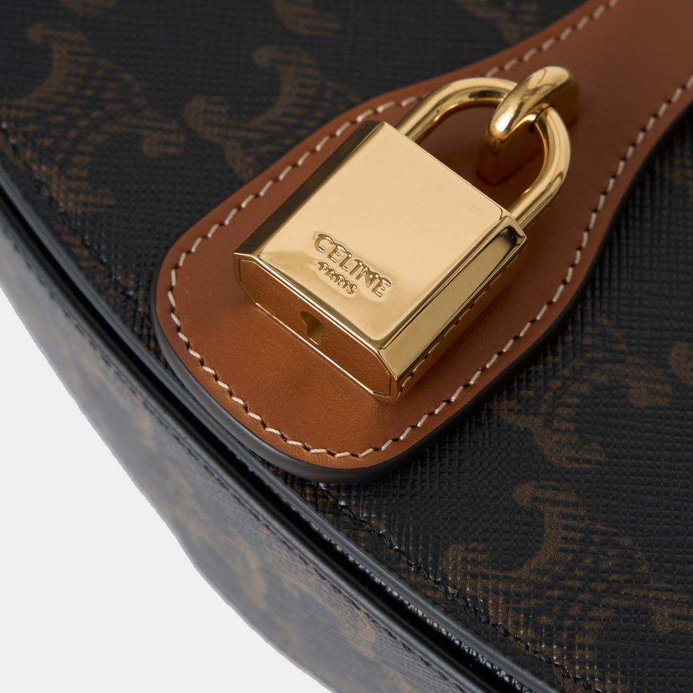 LISA着用 関送込★VIP【CELINE】トリオンフ クラッチ タブー