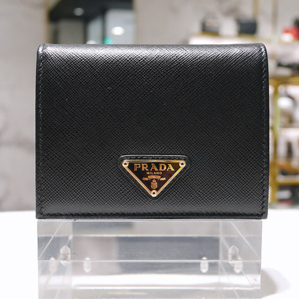 ♦PRADA♦折りたたみ財布☆正規品・関税込☆