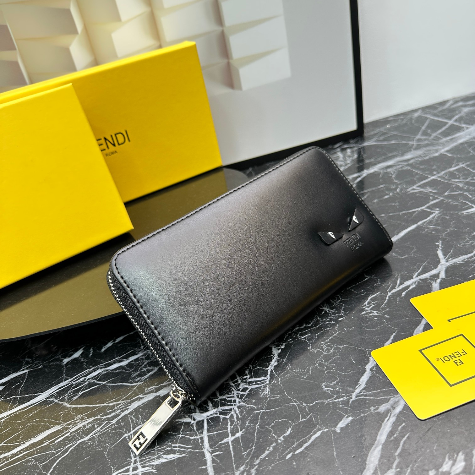 FENDI☆大人気！限定！長財布