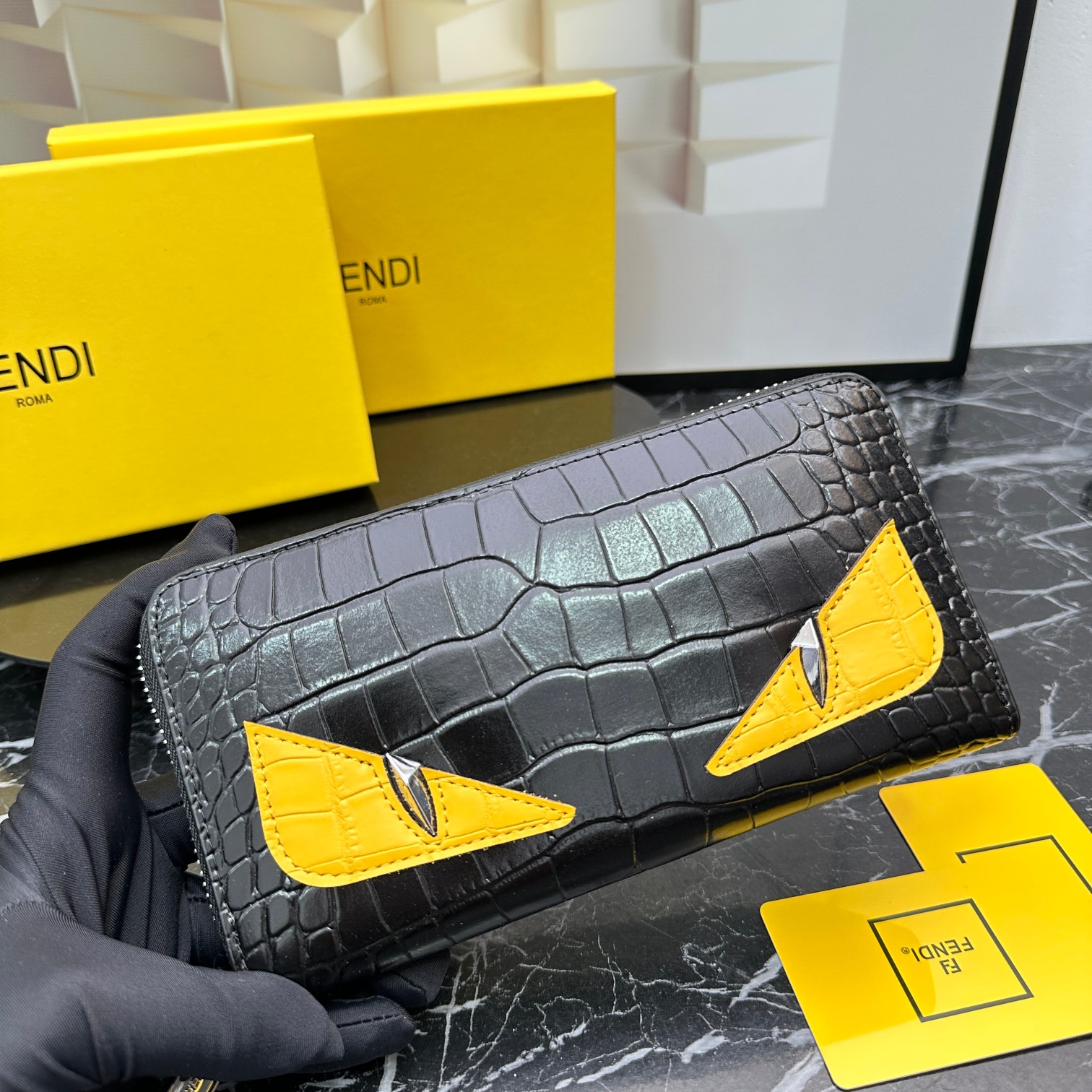 FENDI☆大人気！限定！長財布