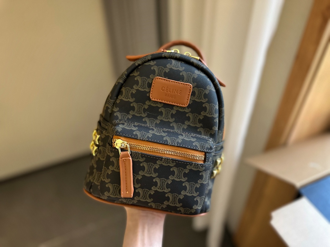 【入手困難】CELINE リュック大人気アイテム【可愛い！】