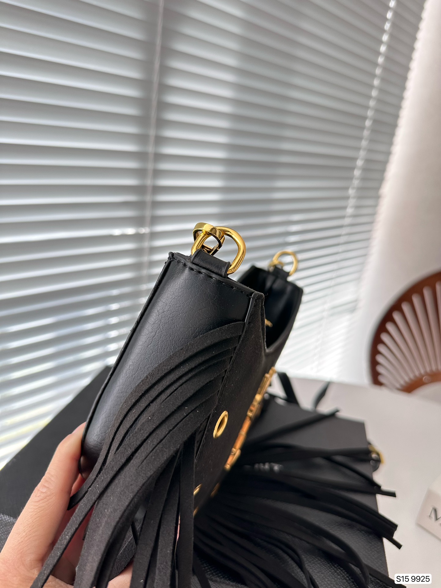 Saint Laurent 【入手困難】フリンジ付きバッグ